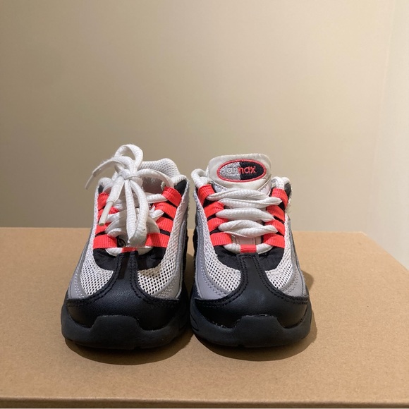 NIKE AIR MAX 95 5C - Picture 3 of 6